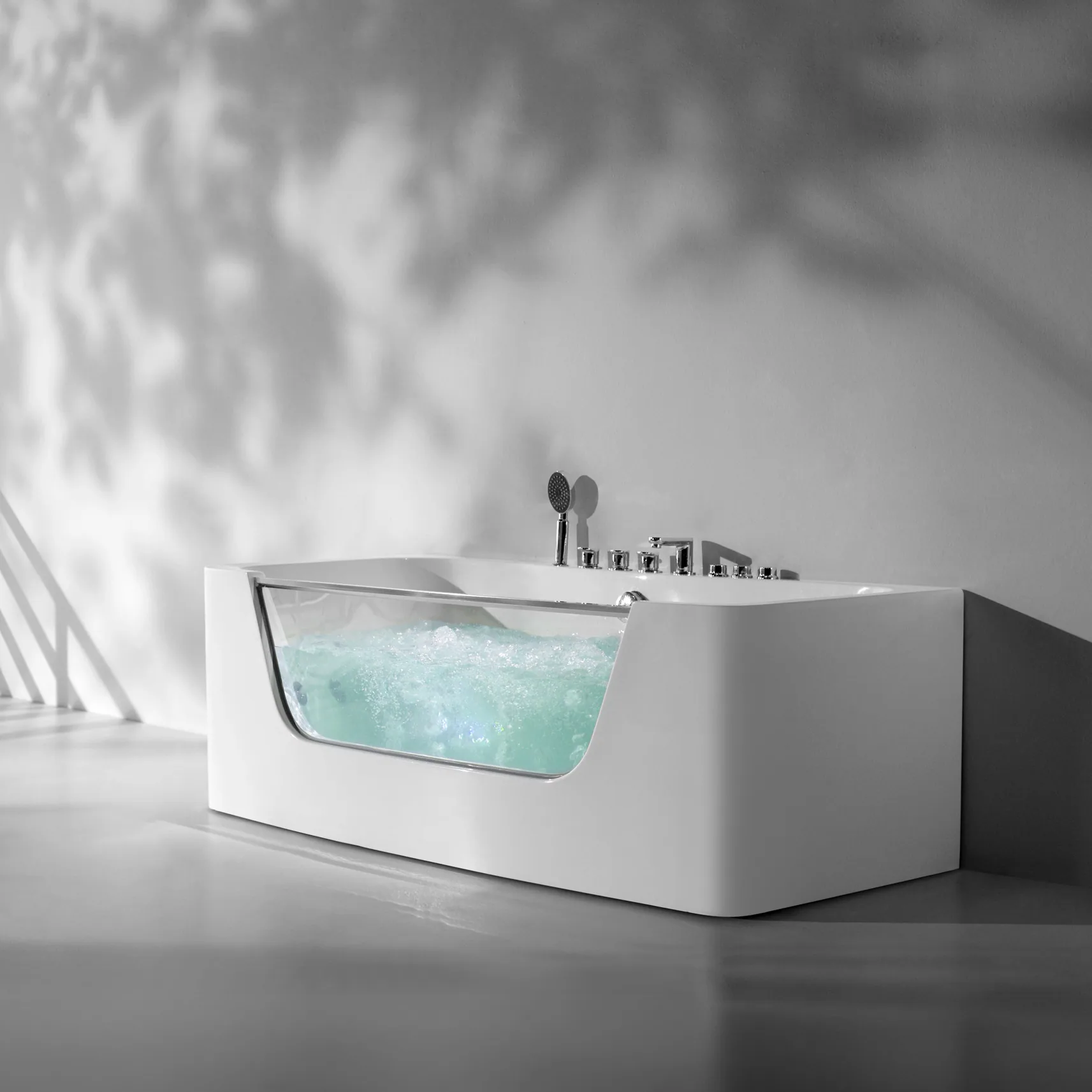 Bella whirlpool bath collection